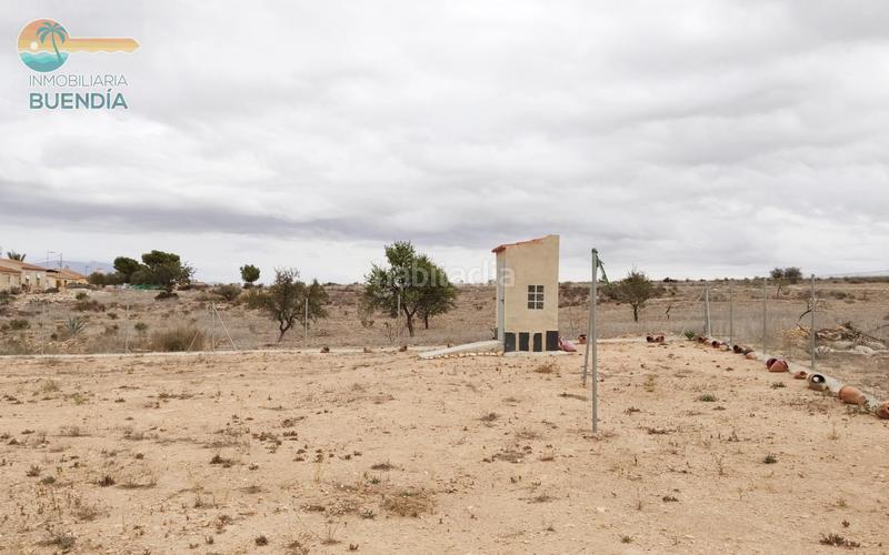 Foto b1ba5508-1a4a-4219-9c19-59ad9c534336. Casa  de campo con amplio terreno en Totana