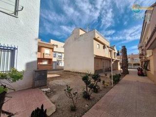 Terreny residencial  Calle malvas. Solar  edificable en playasol.
