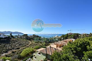 Xalet a Los Puertos. Chalet singular en isla plana