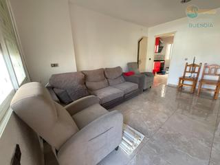 Pis a Playa Sol. Piso en planta baja semireformado  en zona tranquila de puerto d