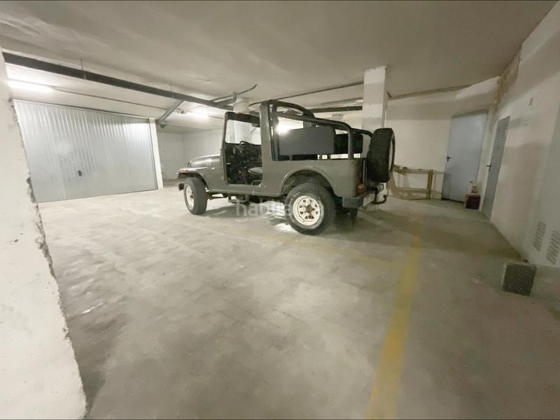 Foto fed77aee-d929-4333-9865-9ddbf4266407. Aparcament cotxe a Pescadores Mazarrón