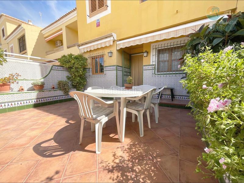Foto 0889c9c0-bf15-45c4-b230-2df01e1cf8a4. Dreistöckige wohnung mit pool in Bahia Mazarrón