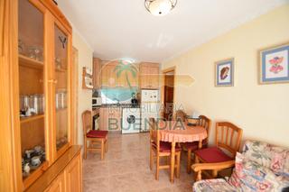 Apartament  Calle hernán cortés. Apartamento  reformado  a un paso  del paseo marítimo .
