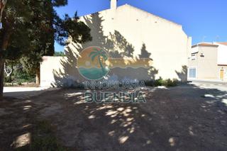 Terreny residencial  Calle jazmines. Solar de 120 metros a 10 minutos andando del paseo marítimo