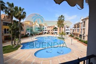 Pis a Bahia. Bonito piso en residencial con piscinas muy cerca de la playa