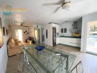 Dúplex a Playa Grande-Castellar. Duplex  en planta alta con muy cerca de la playa en playa grande
