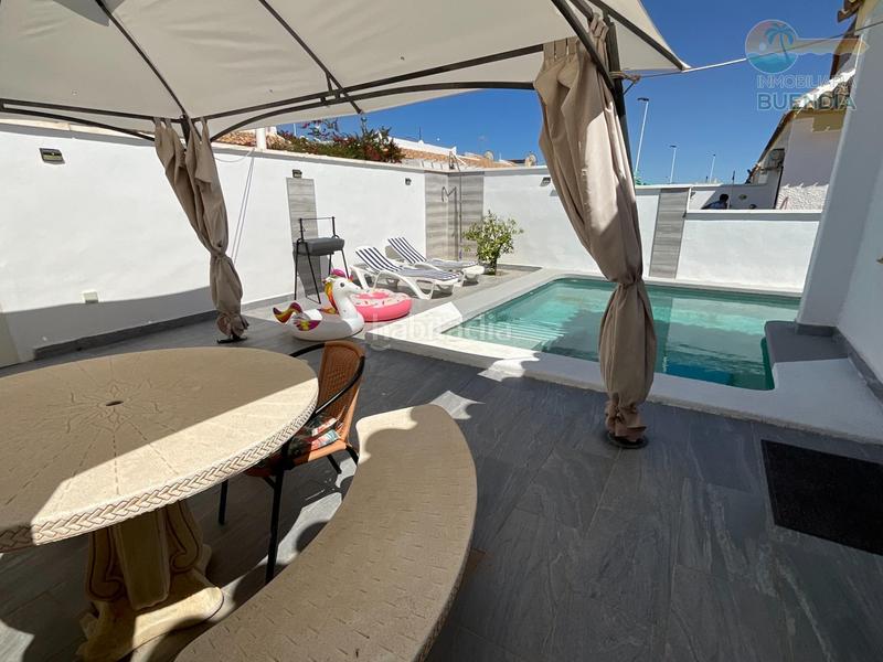 Foto dd1e749a-326e-4ed8-9e01-c76b1a62566a. House with pool in Mazarrón casco urbano Mazarrón