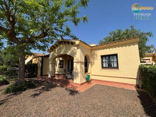 Casa a Hacienda del Álamo Golf. Chalet adosado en perfecto estado bajo el sol del mediterráneo