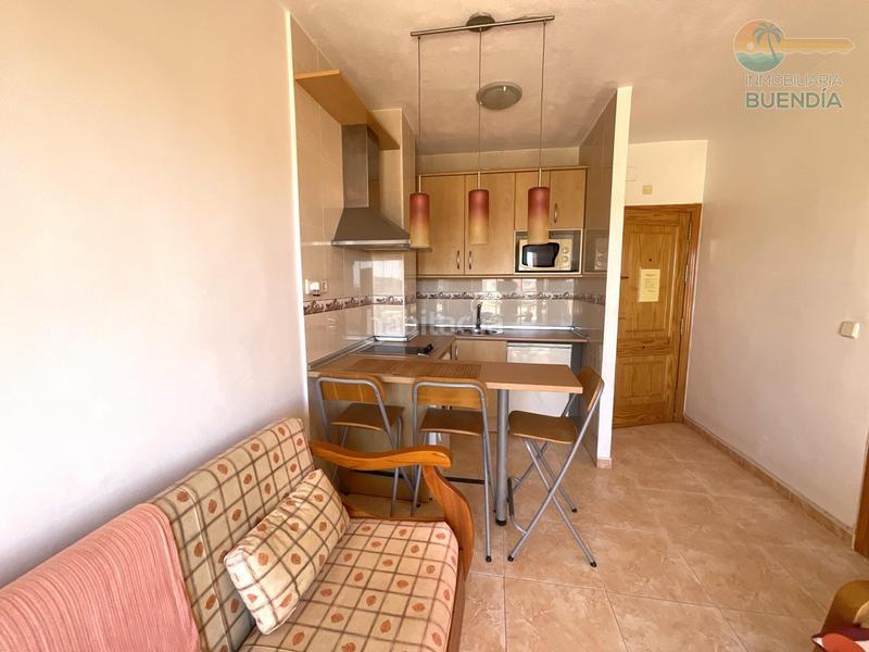 Foto fd66aeeb-c52c-4f7c-895e-c271bce626fc. Apartamento practico y coqueto apartamento con terraza y vistas al mar en Mazarrón