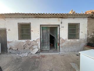 Casa a Condado de Alhama. Oportunidad de inversión  casa de campo a reformar en las cañada