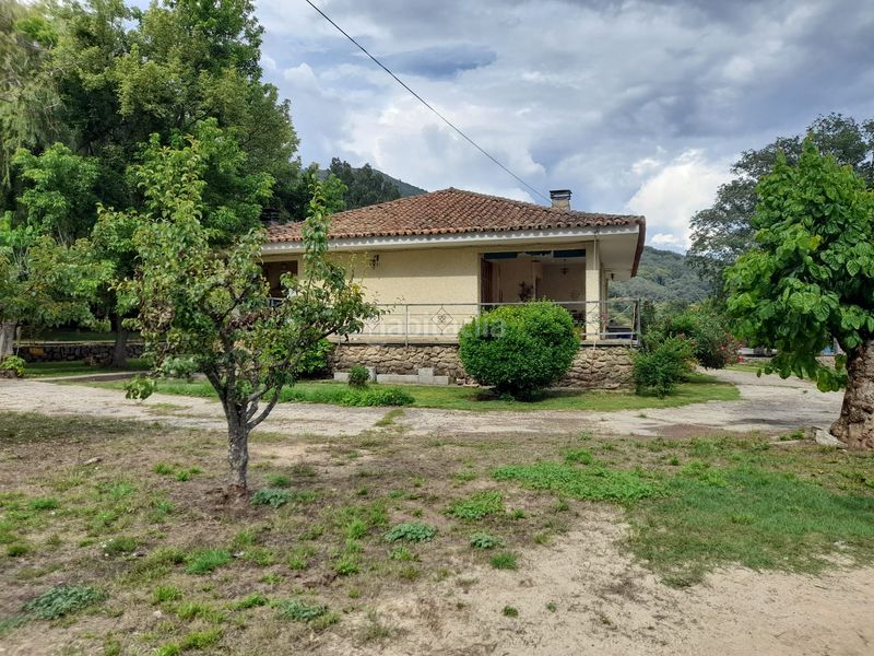 Foto e626d5c0-81ec-488e-a952-e256bbb52e31. Chalet in Jarandilla de la Vera