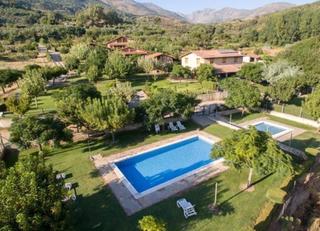 Finca rústica a Jarandilla de la Vera. Inmoex vende complejo rural en la vera