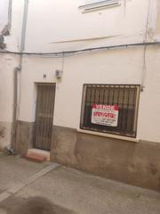 Casa a Jarandilla de la Vera. Inmoex vende casa con patio en jarandilla de la vera