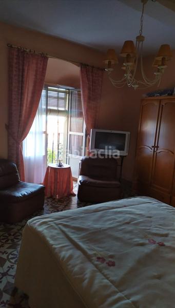 Foto 2a35a59c-f6aa-4766-b951-b5cf2b211e4e. Casa inmoex vende casa con patio en Jarandilla de la Vera