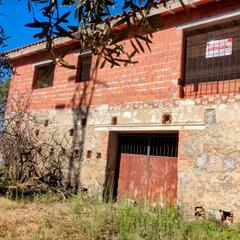 Finca rústica a N/a. Finca con edificacion en jarandilla