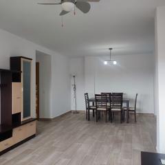 Miete Etagenwohnung in Calle de miguel de unamuno 19