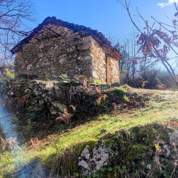 Foto 551b7759-d236-4c64-b763-4ffd5e11d85a. Fondo rustico in travesía cuacos de yuste 12 in Talayuela