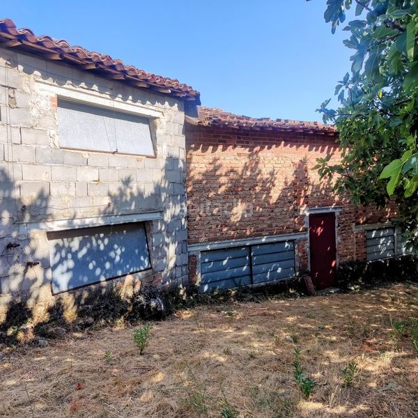 Foto f9f3c434-055b-4ca3-948e-495c0aa726b5. Finca rústica finca con edificacion en jarandilla en Jarandilla de la Vera