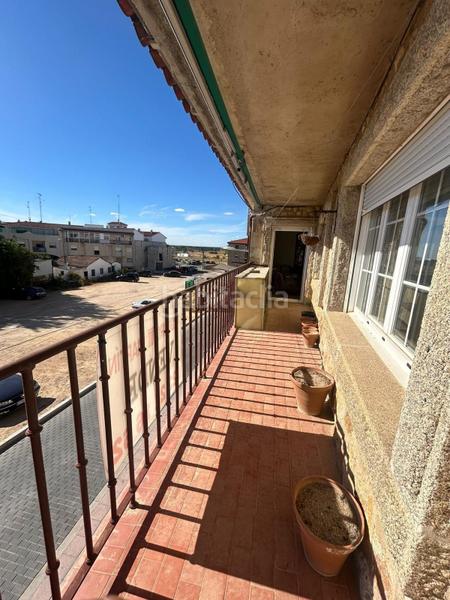 Foto 51ab7f15-d967-4088-9c7f-8b3db7dbfa2a. Chalet con parcheggio in Villamayor