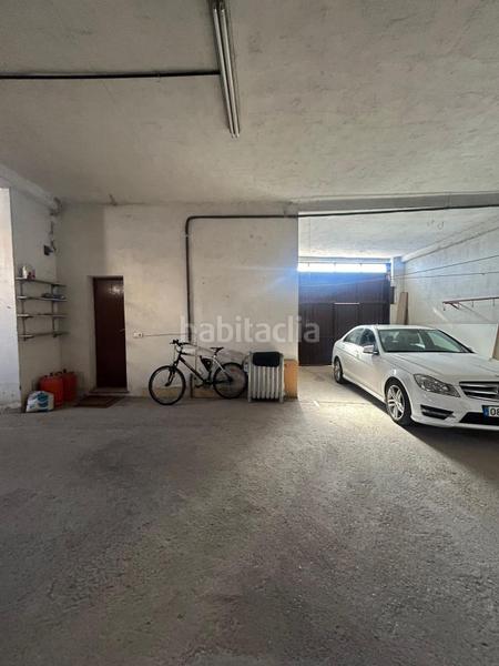 Foto a81b6494-9663-4812-9ae4-3b8303d271f1. Chalet con parcheggio in Villamayor