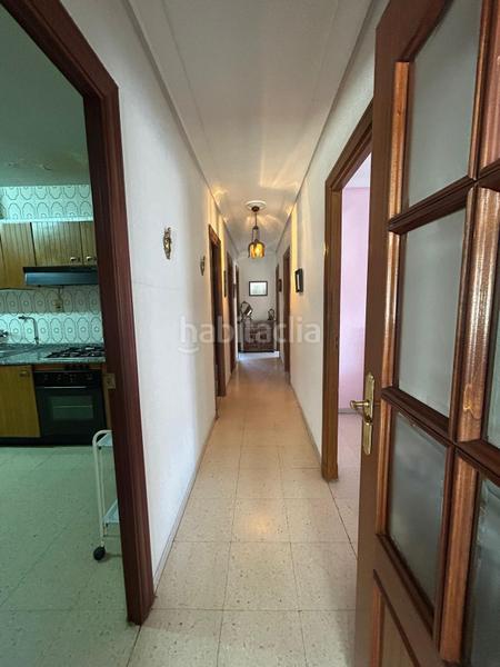 Foto c83c2f6d-af9e-470c-967e-bddba468ea7e. Chalet con parcheggio in Villamayor