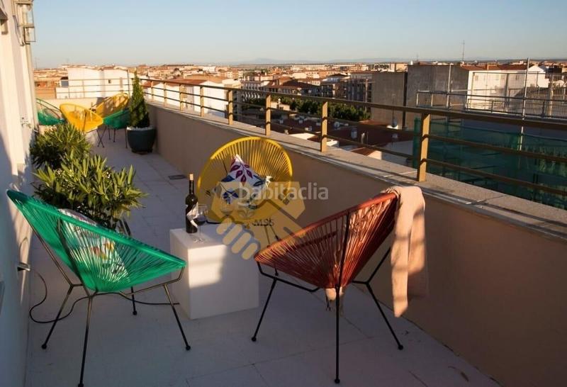 Foto d7747fe1-498a-4b61-b955-ad4b00e02691. Attico con riscaldamento in Labradores Salamanca