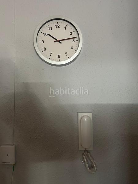 Foto b5955f23-81eb-4ba5-a24b-de033c9c7e99. Alquiler piso ático sin terraza en zona avenida italia en Salamanca