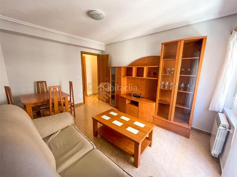 Foto a6a502c9-510f-471b-b800-030073a06d34. Flat with heating in Garrido Sur Salamanca