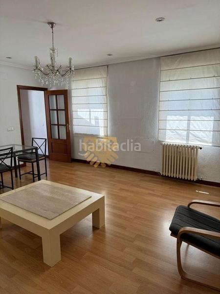 Foto d8524e81-fcc5-4293-bcac-fe72635d75f8. Pis amb calefacció a Carmelitas Salamanca