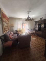 Pis a Garrido Norte. Amplio y luminoso piso exterior de 4 habitaciones en garrido sur
