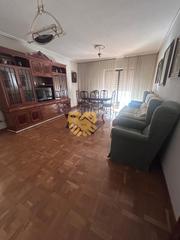 Appartement à Prosperidad - Delicias. Amplio piso en san cristóbal, salamanca  ideal para familias e i