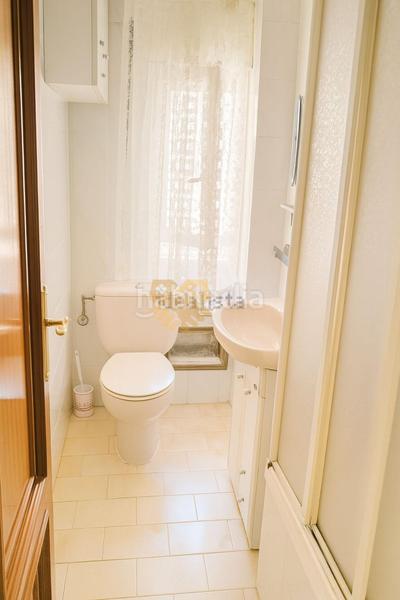 Foto a489a1cc-10a4-45e2-bcc7-32d31118a8e6. Piso amplio piso exterior ideal para inversión en Salamanca