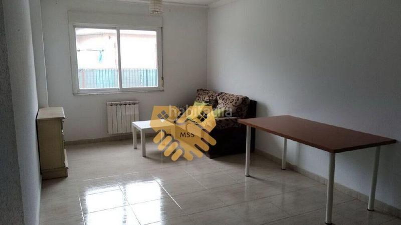 Foto 10d21bb3-3337-4767-a7c6-029e508d8375. Pis amb calefacció aparcament a Villamayor