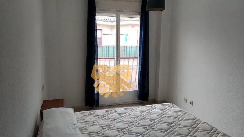 Foto d4729d1e-79dc-4b1c-9dfb-ee1afc2d9bc1. Pis amb calefacció aparcament a Villamayor