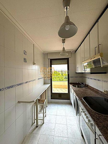 Foto aef3d486-bc28-4574-89b8-d928b4c28b51. Ático oportunidad ! atractivo piso semireformado en tejares en Salamanca