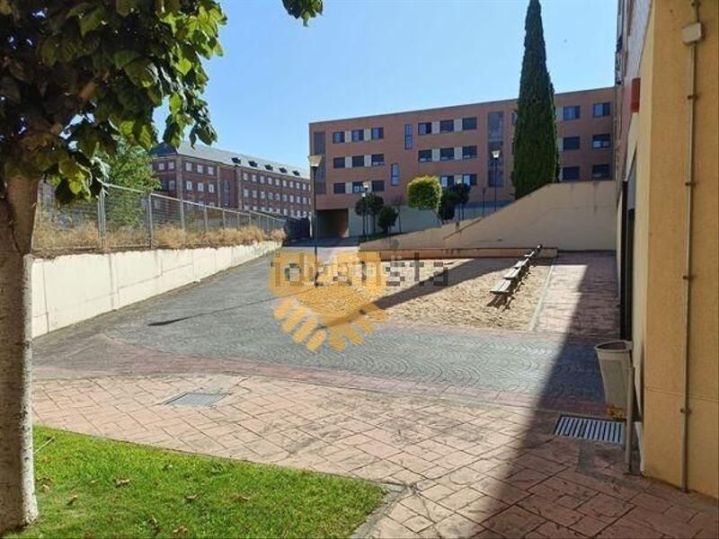 Foto e08fc28d-45ea-495a-8388-3ad94c0f2dd7. Appartamento con riscaldamento parcheggio in Rollo - Puente Ladrillo Salamanca