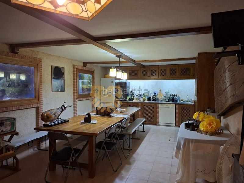 Foto a72acb00-9b89-48f5-a3a9-fd4f7d319fad. Chalet con riscaldamento parcheggio piscina in Santa Marta de Tormes