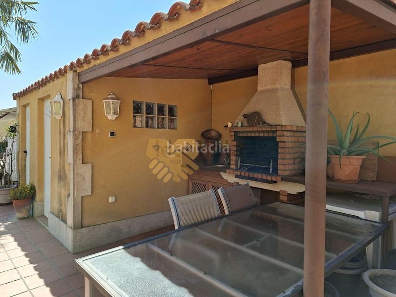 Foto d41070c3-d9eb-44dd-84db-813750044904. Chalet con riscaldamento parcheggio piscina in Santa Marta de Tormes