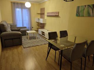 Rent Flat in Castellanos de Moriscos. Vivienda en david escudero