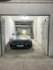 Location Parking voiture à Carmelitas. Amplio garaje en el corazón de salamanca