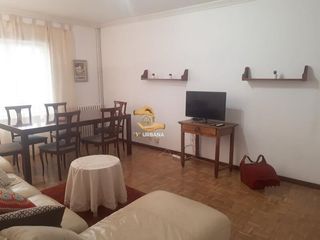Alquiler Piso en Centro. Amplio piso en el centro de salamanca!! disponible para el sigui