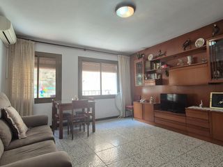 Etagenwohnung  Carrer de ramon rocafull. Ideal precio.!!