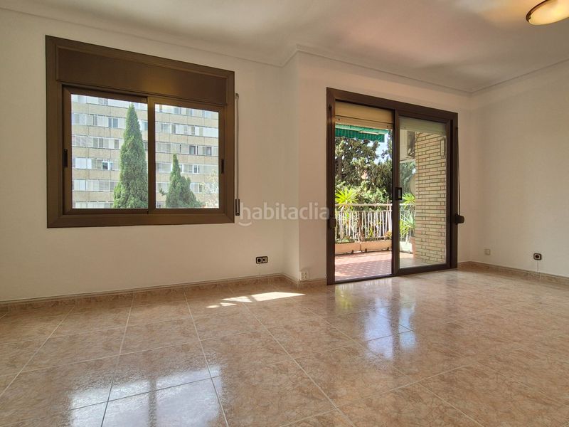 Foto 06801263-bc7b-43d7-a9f0-7de1d2a91d61. Pis amb calefacció a La Nova Esquerra de l´Eixample Barcelona