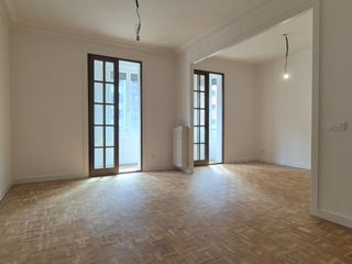 Miete Etagenwohnung  Via augusta. Ideal zona.!!!