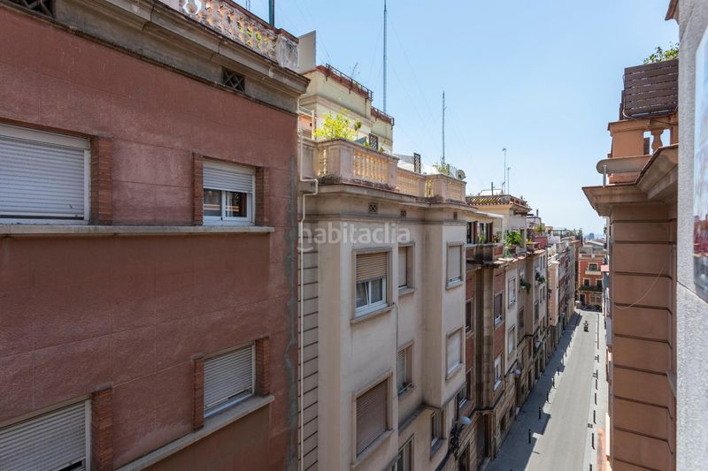 Foto 3245118f-e669-452b-ba0d-6df3cf4ac929. Pis amb calefacció a Vila de Gràcia Barcelona