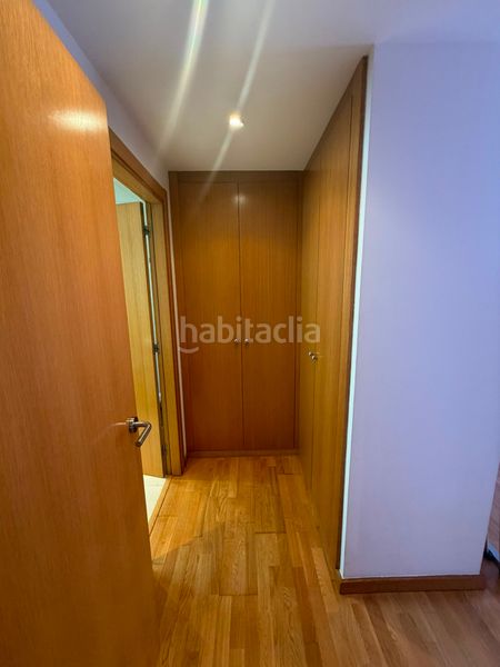 Foto becfecc8-6eb0-4e37-bbcc-7787119e03d9. Àtic amb calefacció aparcament a Porta Barcelona