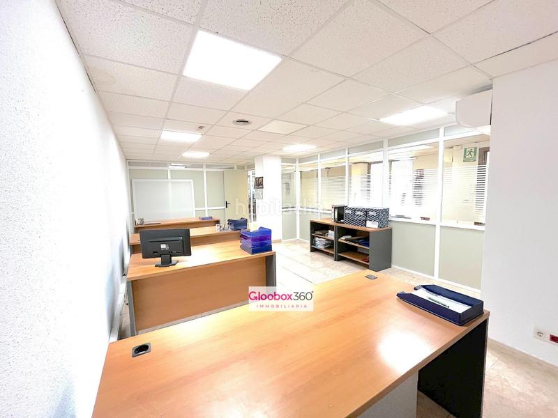 Foto b24f0174-e290-44f4-bcac-aa0f908cd471. Miete büro in avenida s jordi 31 in Centre Reus