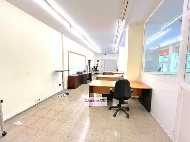 Foto d9a05976-7a10-4fe0-b6c3-d13a7eb5b559. Miete büro in avenida s jordi 31 in Centre Reus