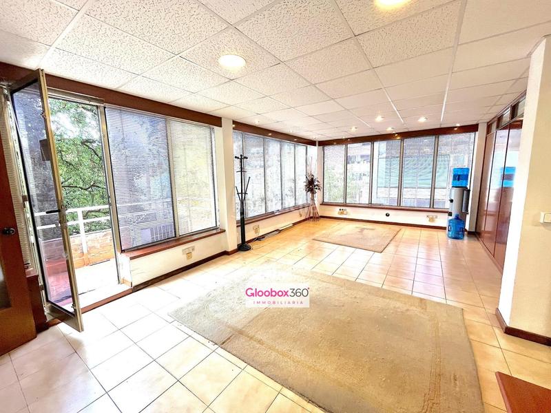 Foto 2bec078d-7f2f-4ba6-97ea-13cd515660f9. Rent office space in avenida s jordi 31 in Centre Reus