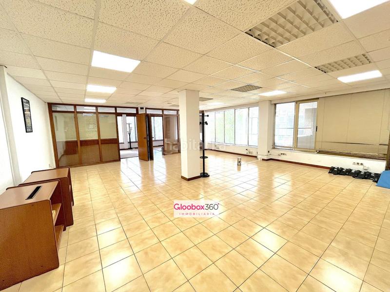 Foto 5004b7ef-98fa-4cac-87ce-d454ebda0528. Rent office space in avenida s jordi 31 in Centre Reus